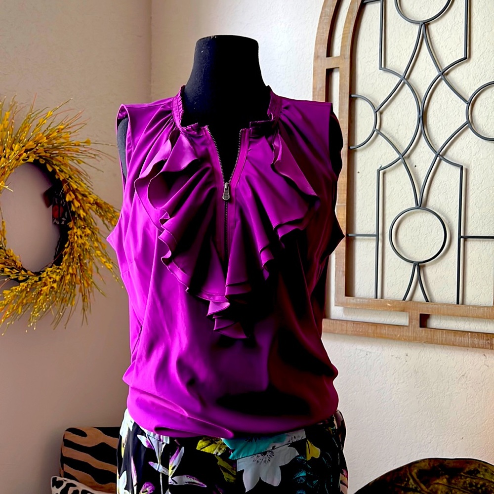 Ruffled Sleeveless Top